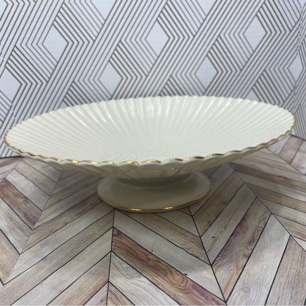 Lenox Vintage Pedestal Bowl/Platter with 24k Gold Hand Decorated‎ Trim F9